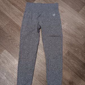 Onset women Gray leggings sz L